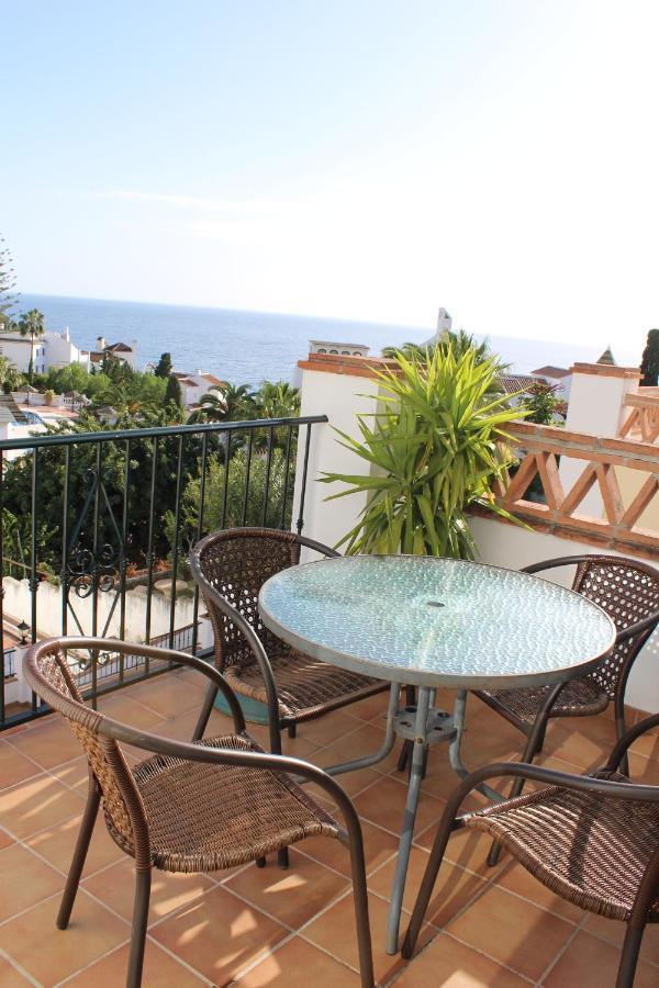 Playa Burriana, Tva Terasser, Havsutsikt, Pool Nerja Exterior photo