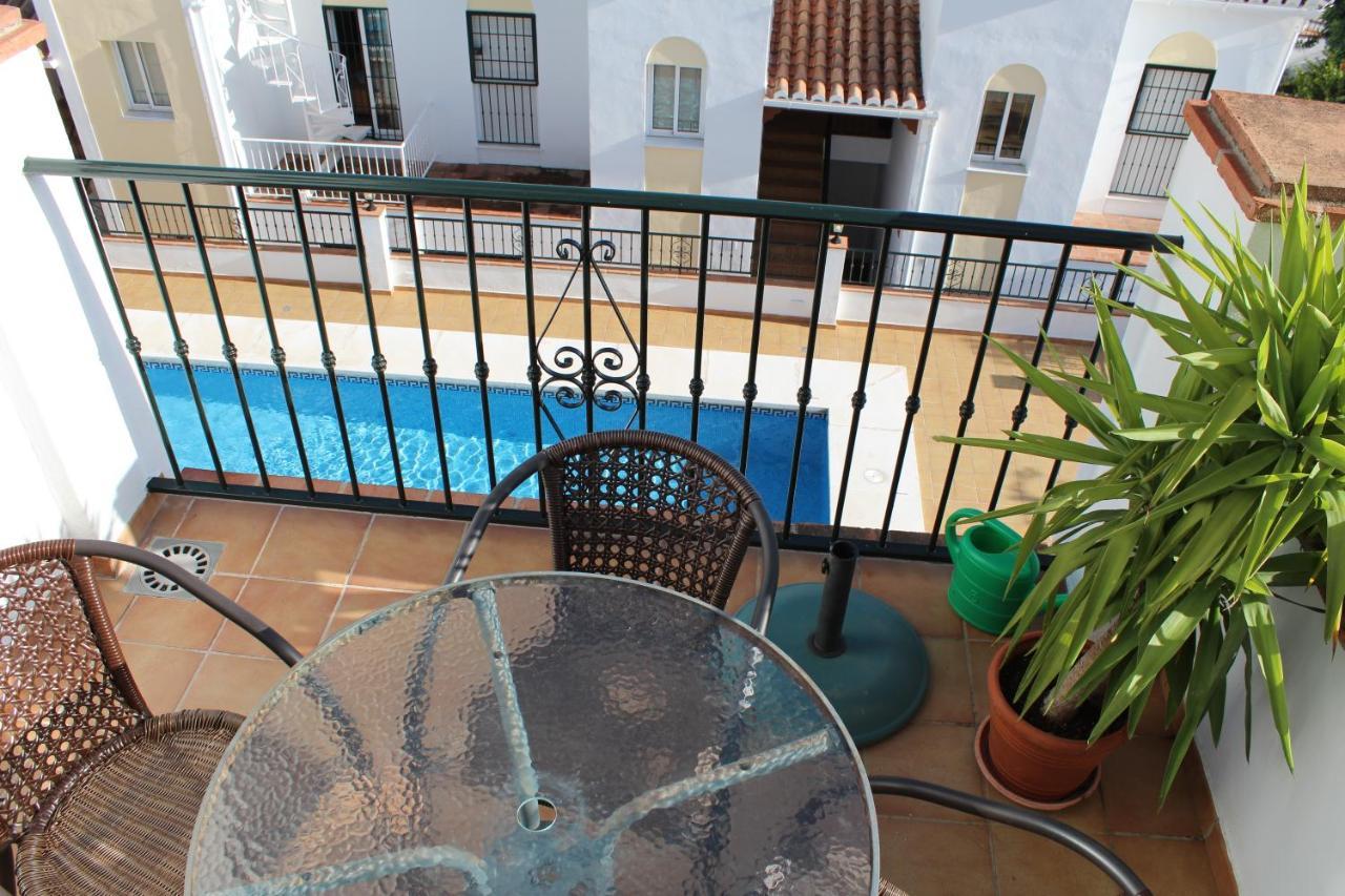 Playa Burriana, Tva Terasser, Havsutsikt, Pool Nerja Exterior photo